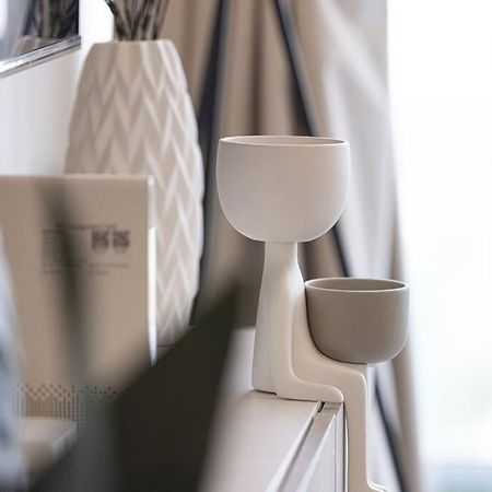 Apartament Chic 2 Bed Near Trade Centre With 5 Star Amenities Dubaj Zewnętrze zdjęcie