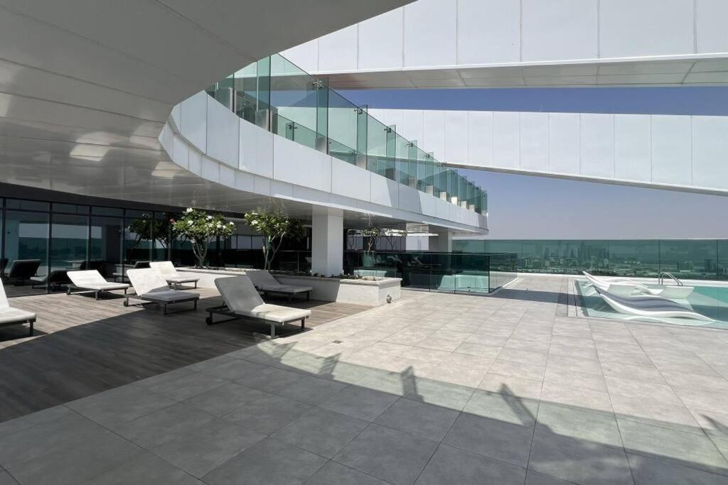 Apartament Chic 2 Bed Near Trade Centre With 5 Star Amenities Dubaj Zewnętrze zdjęcie