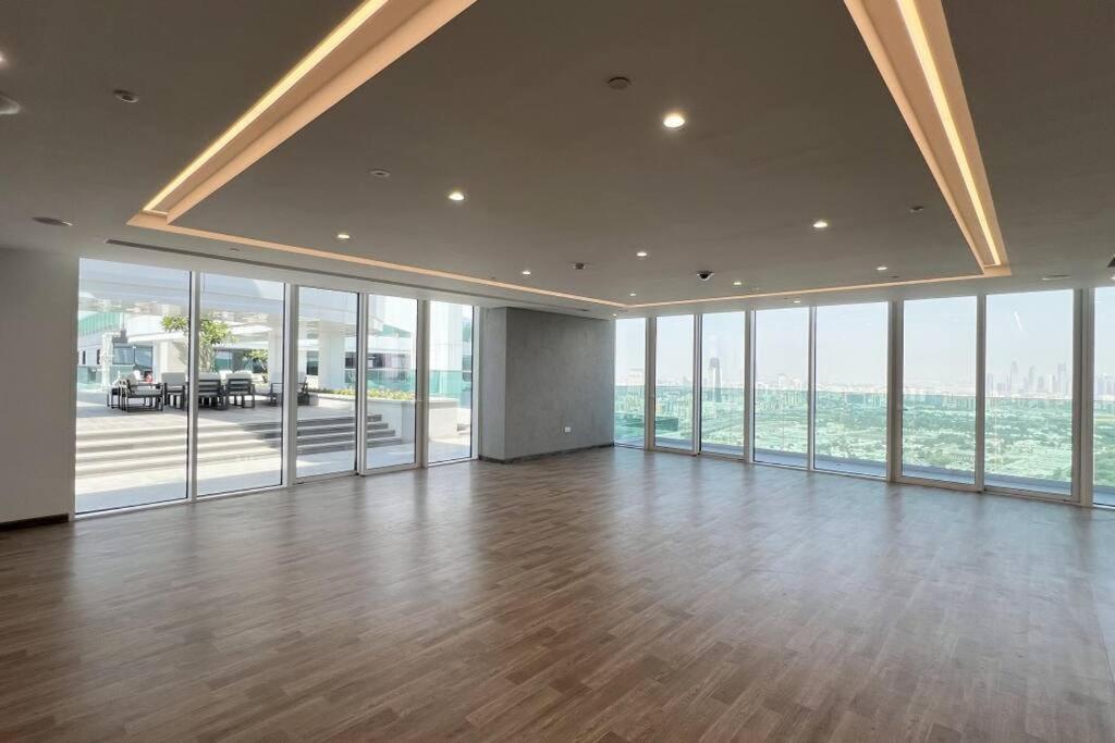 Apartament Chic 2 Bed Near Trade Centre With 5 Star Amenities Dubaj Zewnętrze zdjęcie