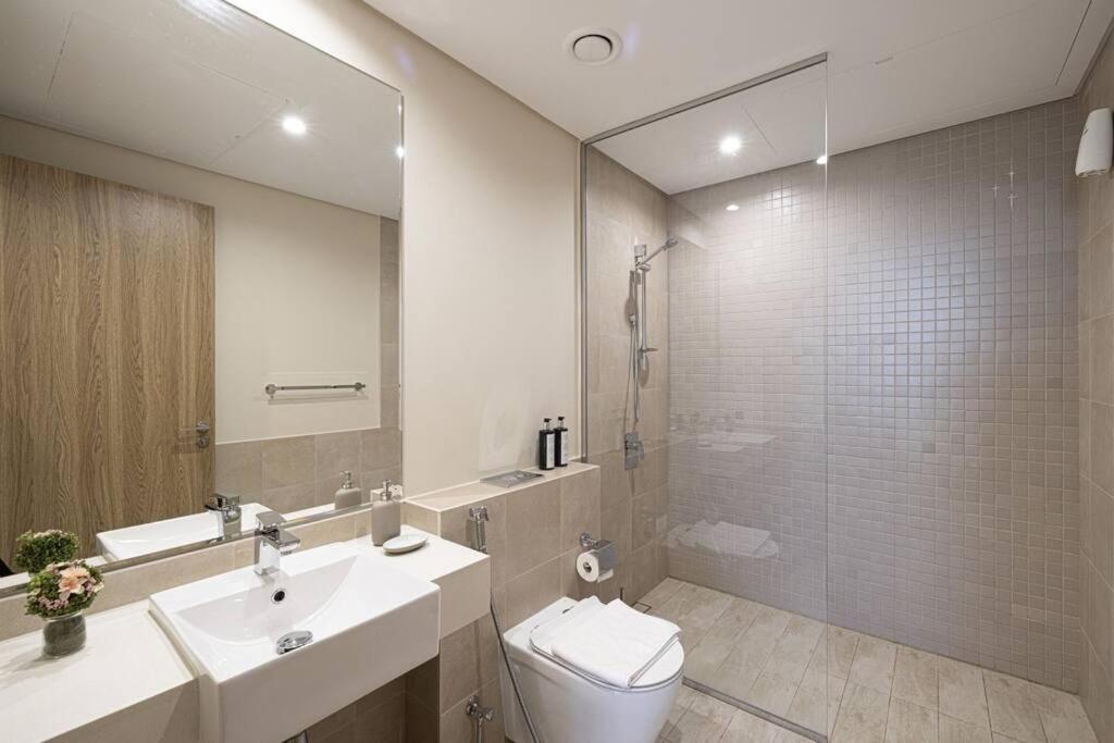 Apartament Chic 2 Bed Near Trade Centre With 5 Star Amenities Dubaj Zewnętrze zdjęcie